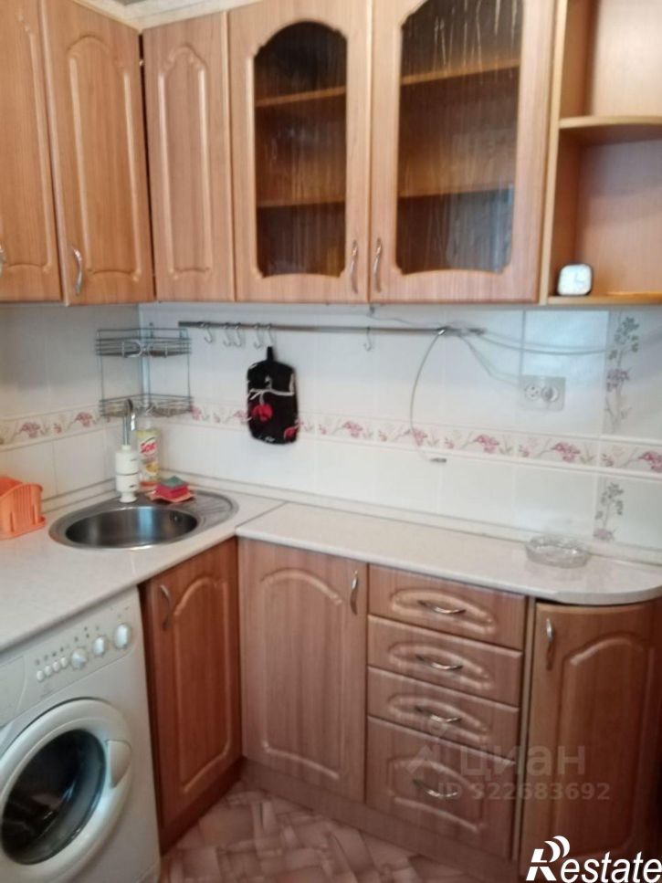 3-комн квартира улица Дзержинского, 3,  д. 3