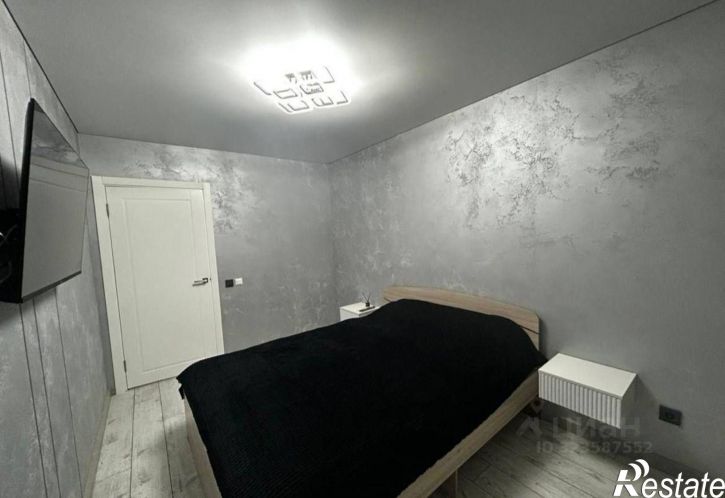 2-комн квартира улица 50 лет Октября, 72,  д. 72