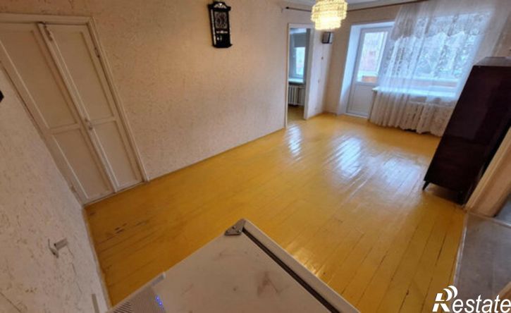 2-комн квартира улица Комарова, 19,  д. 19