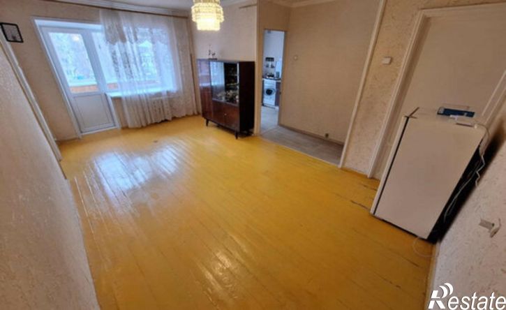 2-комн квартира улица Комарова, 19,  д. 19