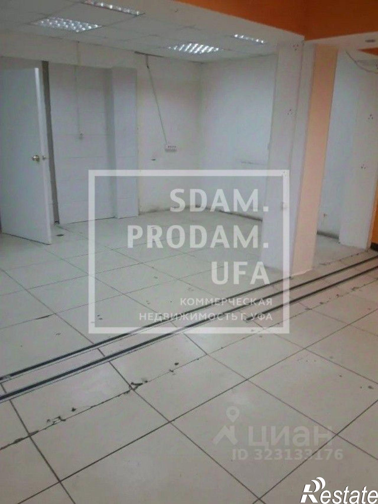 Сдать торговое помещение за 60 002 рублей на Уфа, улица Баязита Бикбая, 27