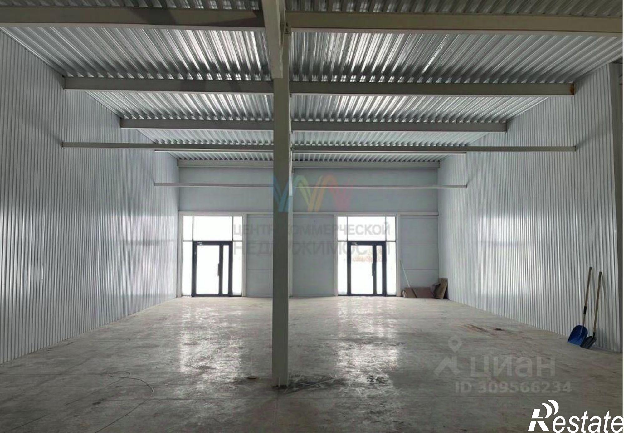 Купить торговое помещение за 52 000 500 рублей на Уфа, Декоративная   50