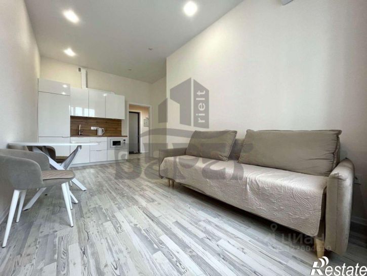 2-комн квартира улица Аксакова,дом 81