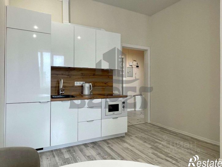 2-комн квартира улица Аксакова,дом 81