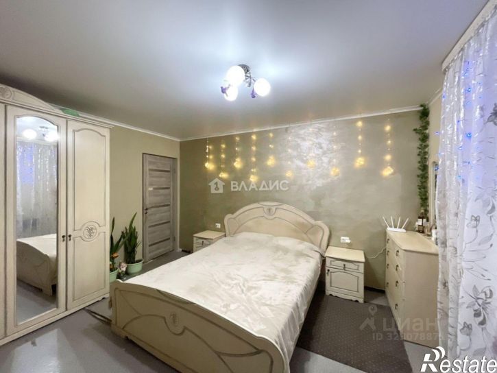 3-комн квартира улица Комарова, 25,  д. 25