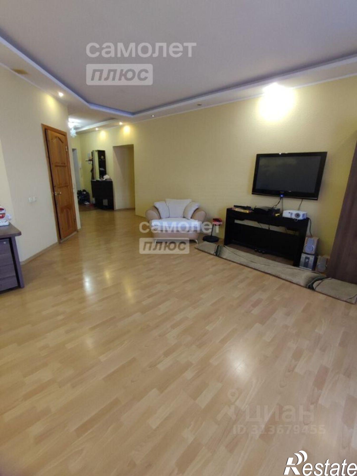 Купить квартиру за 5 800 000 рублей на Октябрьский г., 34-й мкр., д.11/1