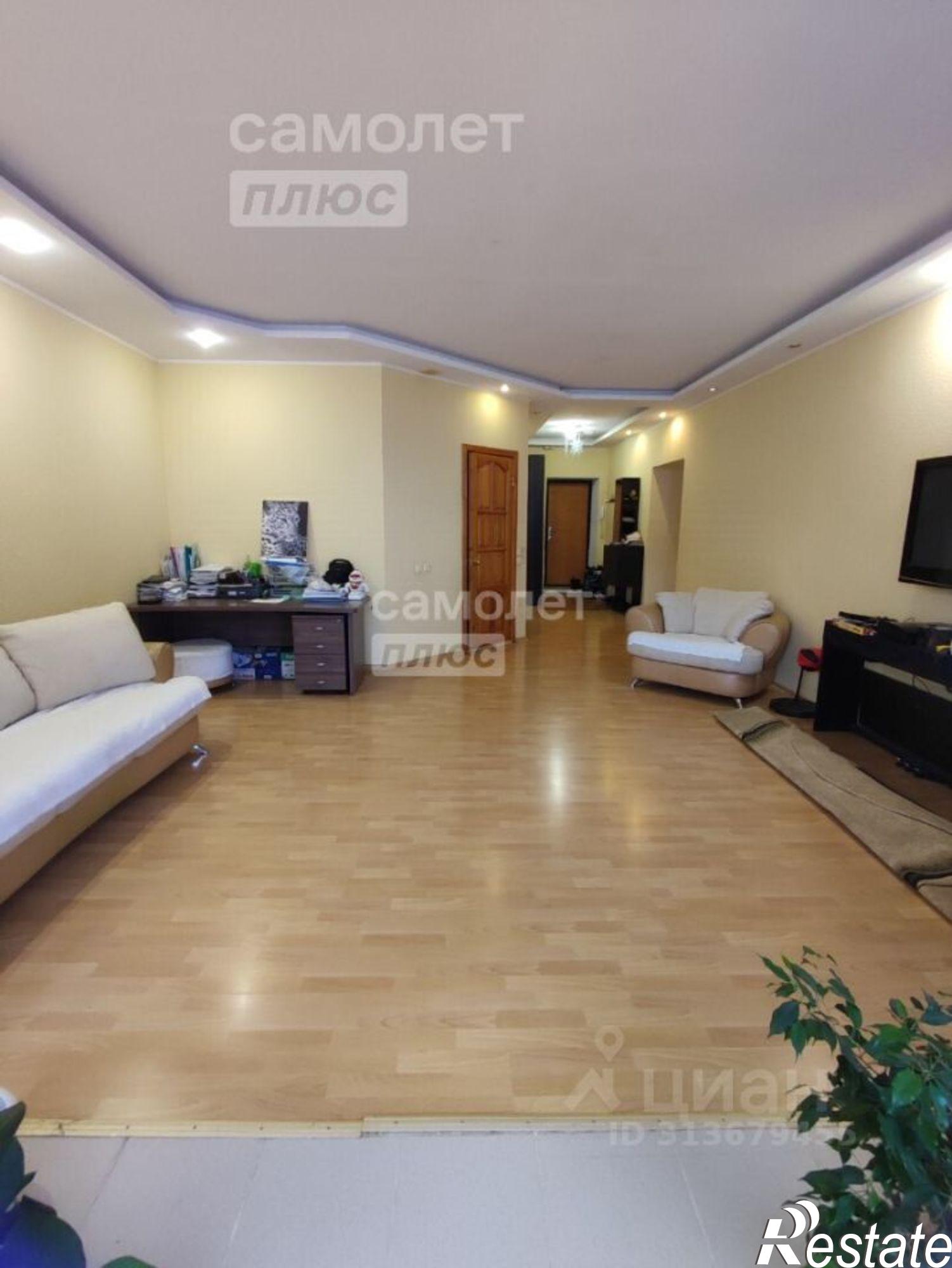 Купить квартиру за 5 800 000 рублей на Октябрьский г., 34-й мкр., д.11/1