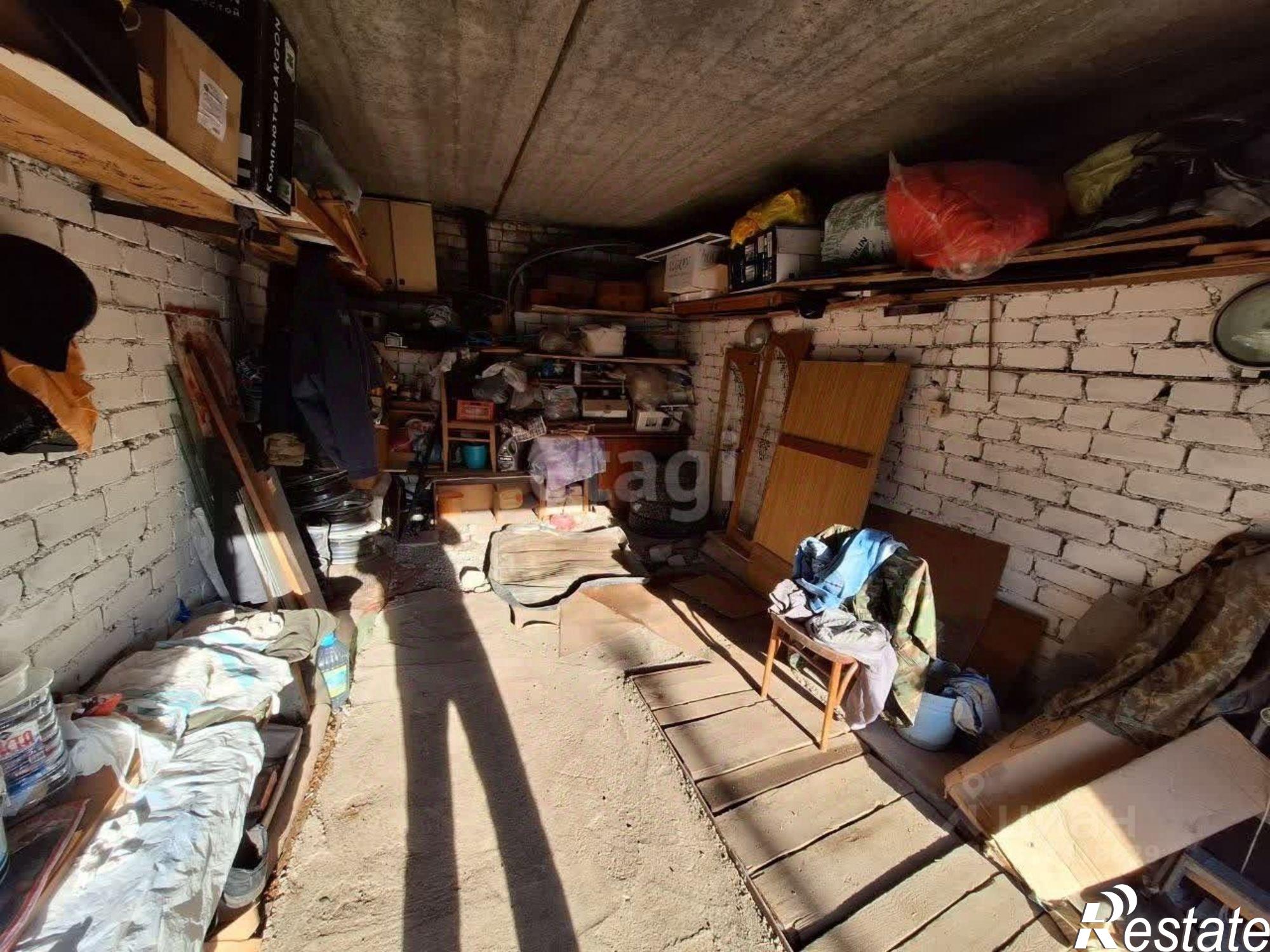 Купить гараж, место в паркинге за 407 736 рублей