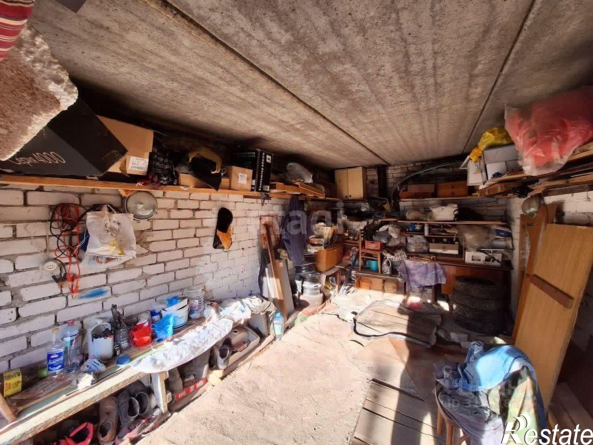 Купить гараж, место в паркинге за 407 736 рублей