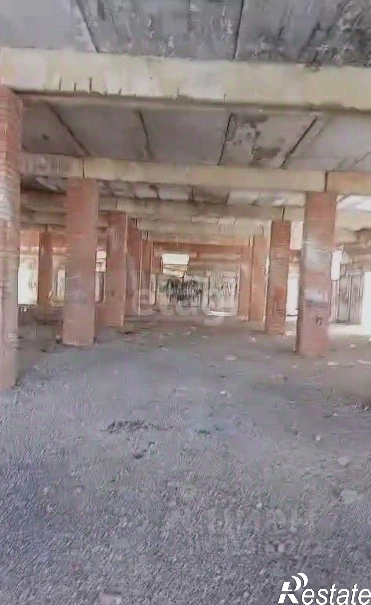 Купить торговое помещение за 27 000 000 рублей на проспект Горняков, 44