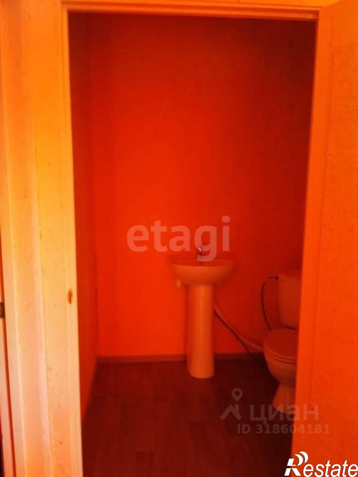 Купить складское помещение за 14 999 100 рублей на Восточная улица, 1