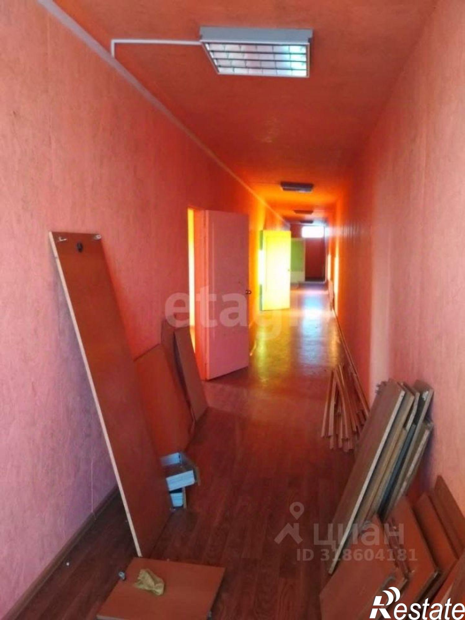 Купить складское помещение за 14 999 100 рублей на Восточная улица, 1