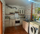 2-комн, 45кв м, этаж 3/5 улица Братьев Кадомцевых, 5/3