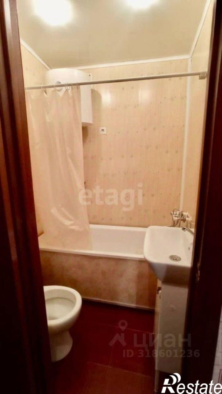 2-комн квартира улица Мажита Гафури, 2/1,  д. 2/1