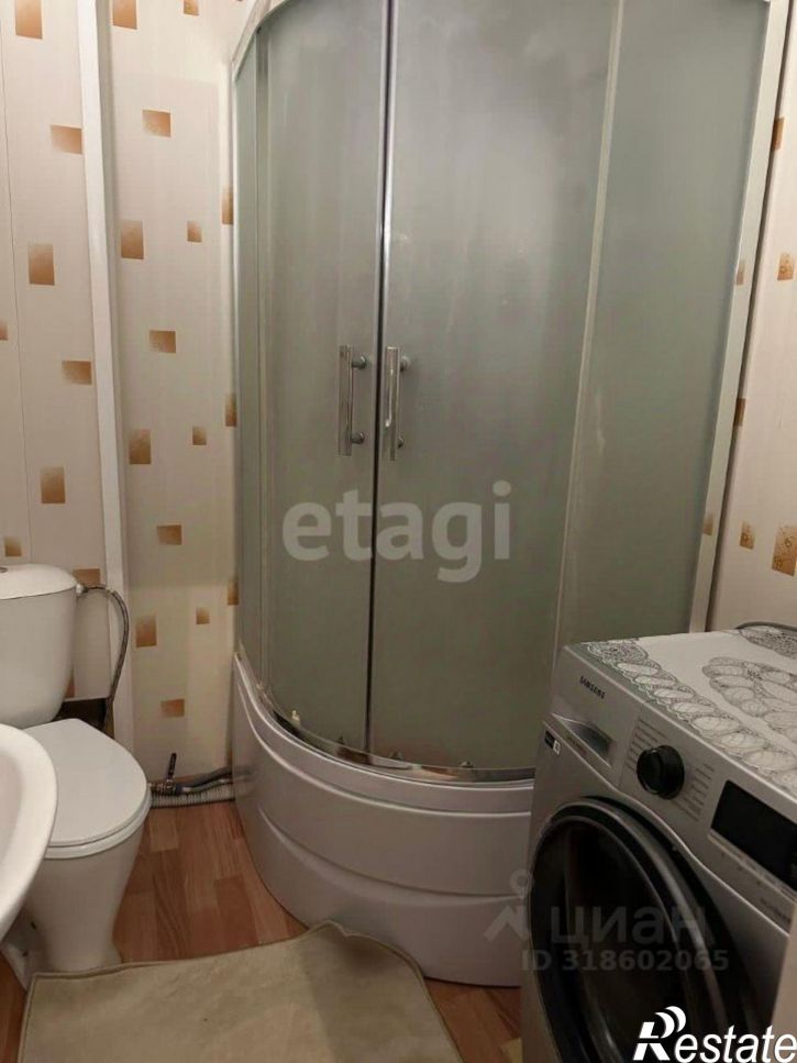 3-комн квартира улица Чкалова, 8,  д. 8