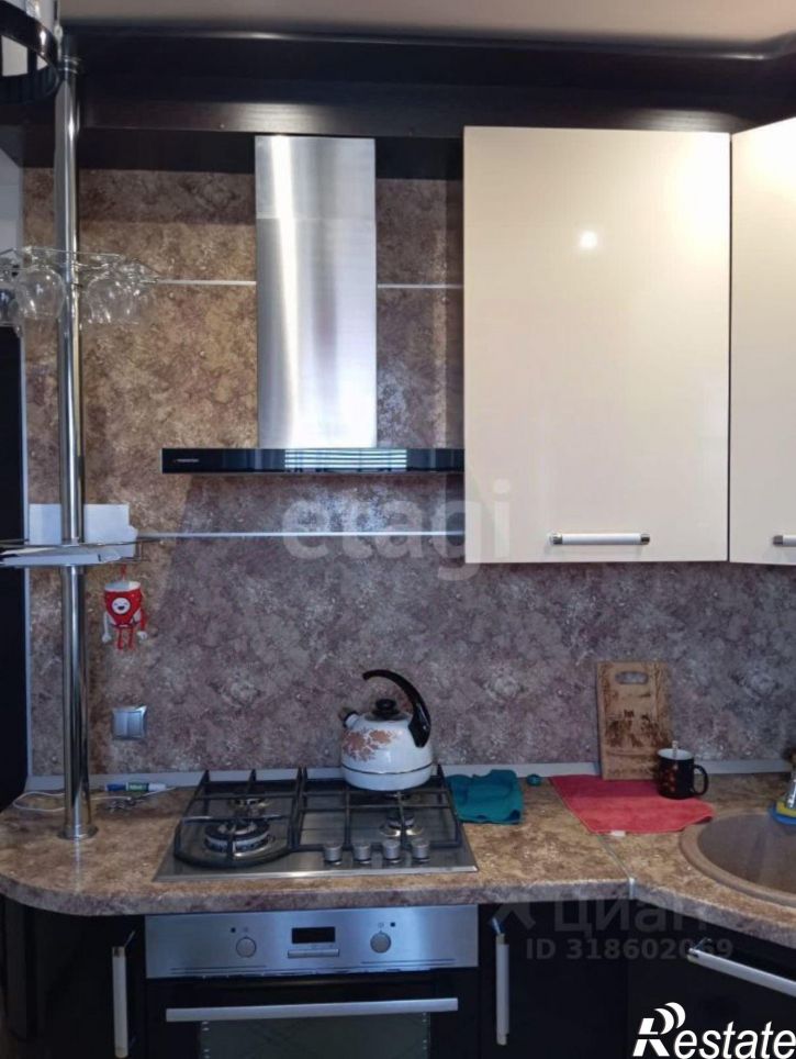 2-комн квартира Высоковольтная улица, 13Б,  д. 13Б