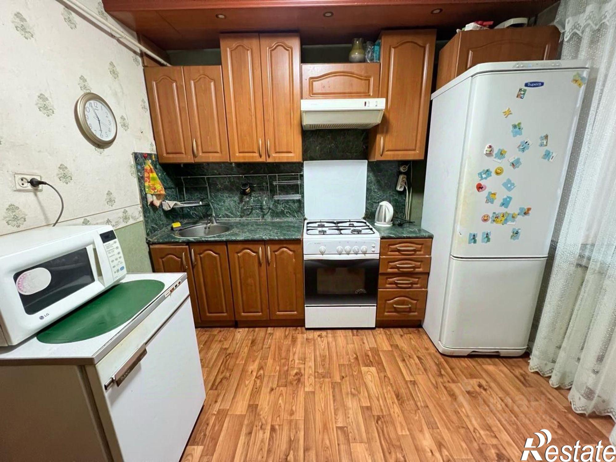 Сдать квартиру за 24 000 рублей на проспект Октября, 44/2