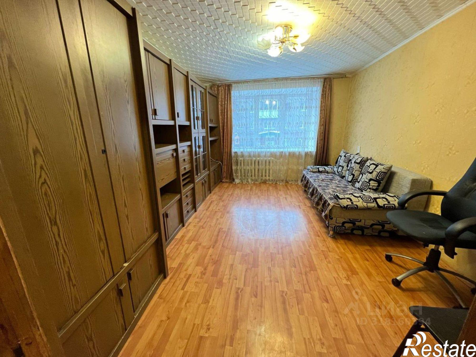 Сдать квартиру за 24 000 рублей на проспект Октября, 44/2