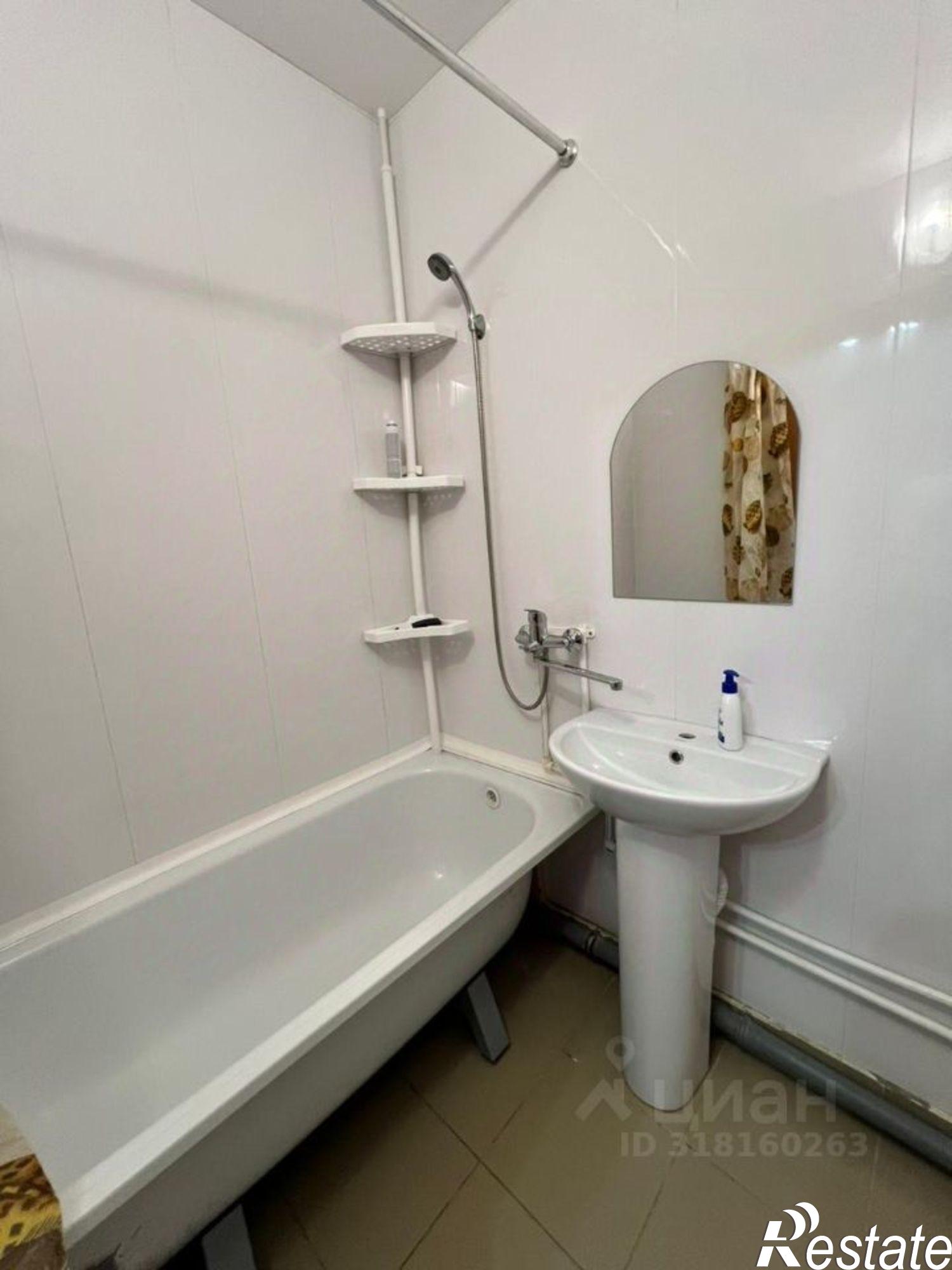 Сдать квартиру за 18 000 рублей на бульвар Назара Наджми, 13