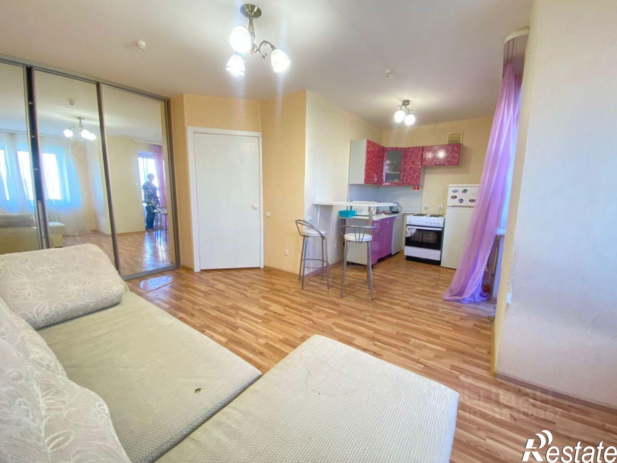 Сдать квартиру за 20 000 рублей на Сун-Ят-Сена, 11