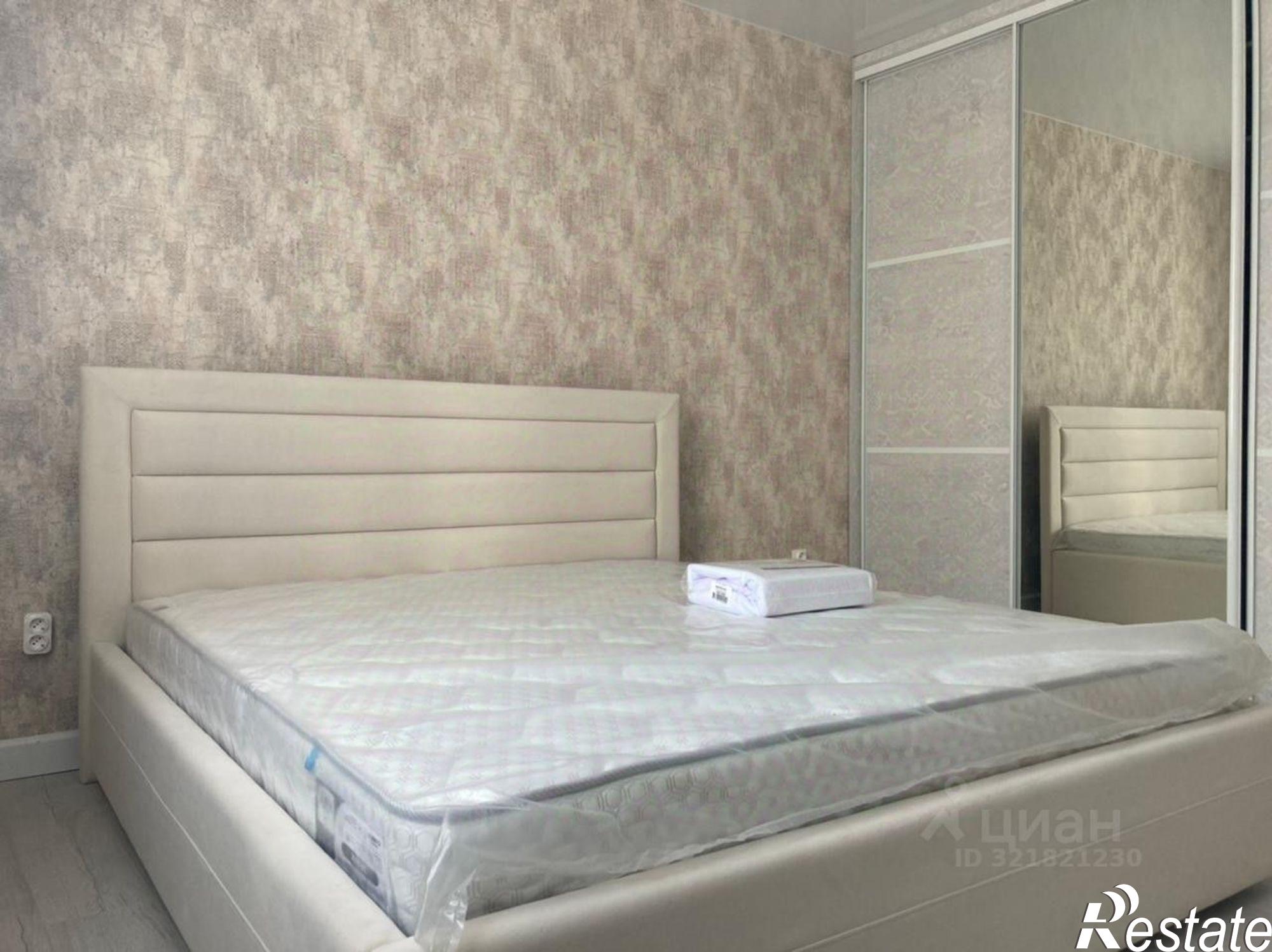 Сдать квартиру за 50 000 рублей на Менделеева, 152/3