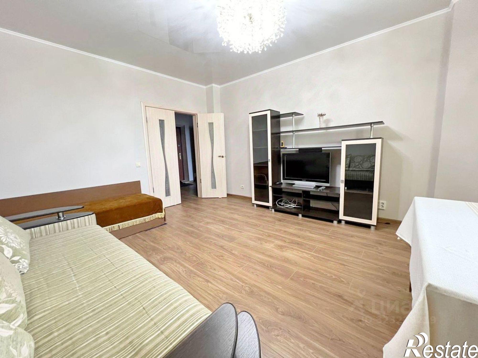 Сдать квартиру за 28 000 рублей на Чернышевского, 7