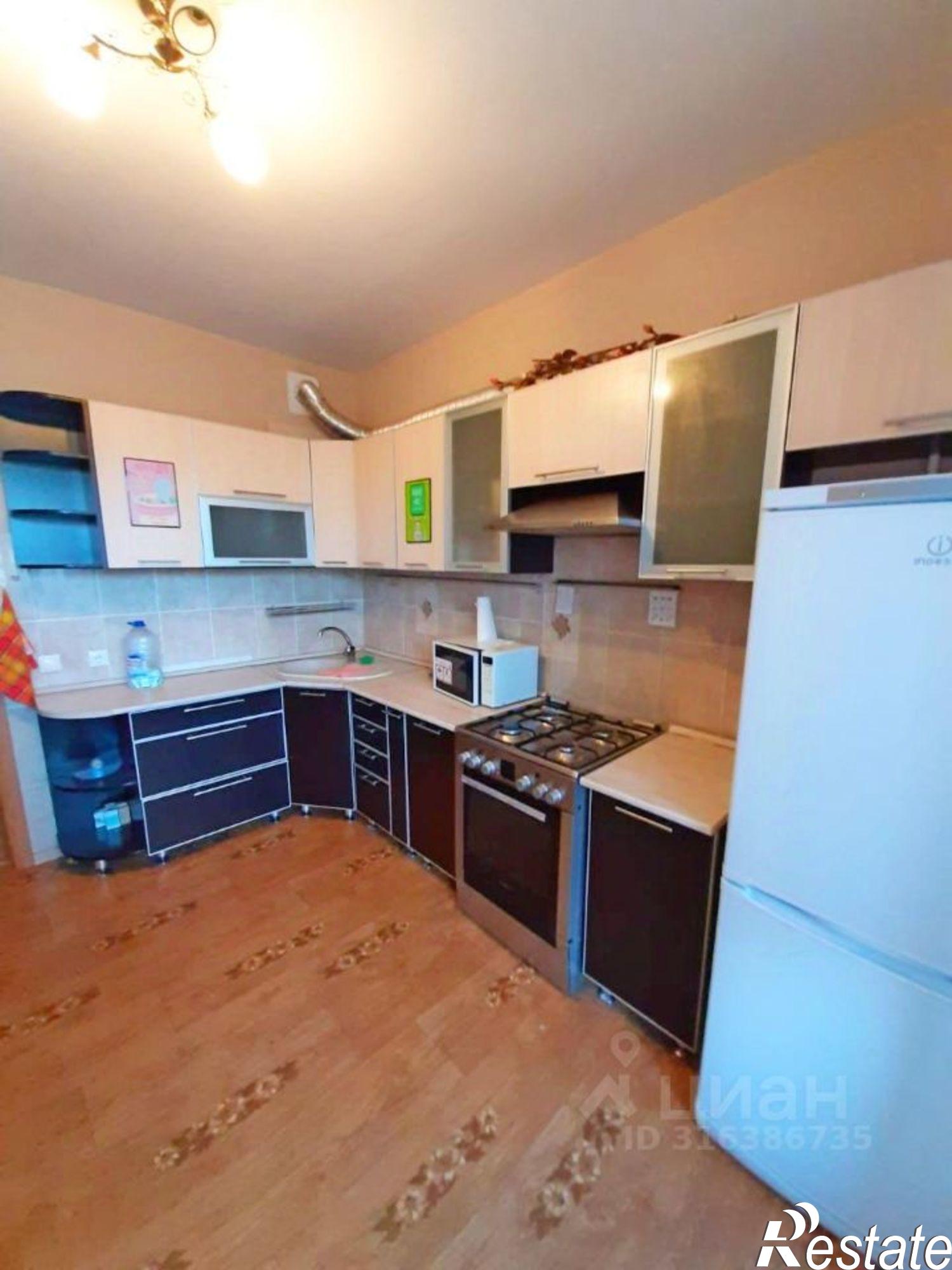 Сдать квартиру за 28 000 рублей на Революционная, 34/1