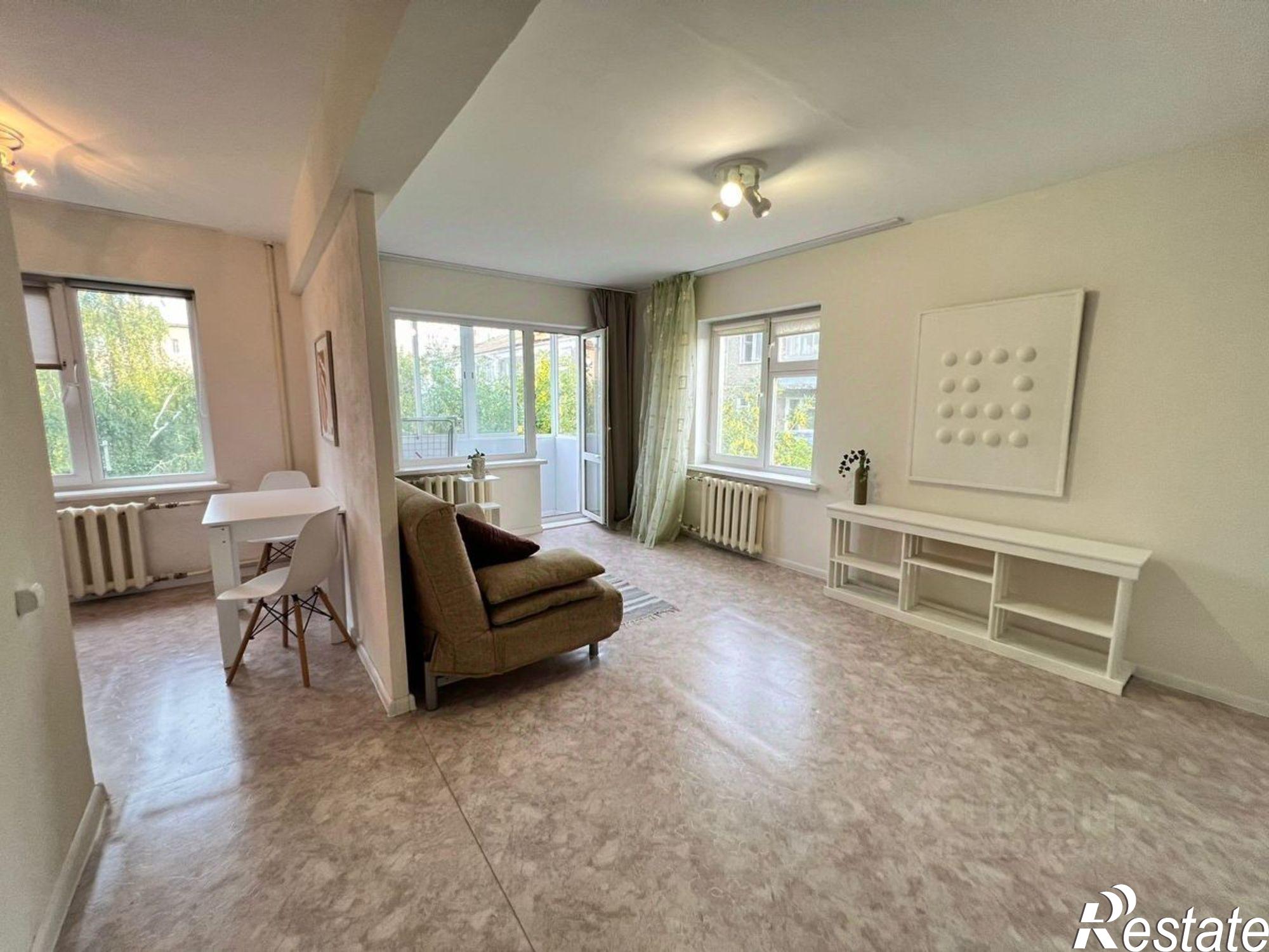 Сдать квартиру за 37 000 рублей на Свердлова, 42