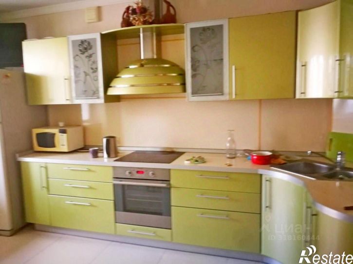 3-комн квартира Цюрупы, 145/1