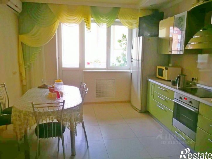 3-комн квартира Цюрупы, 145/1