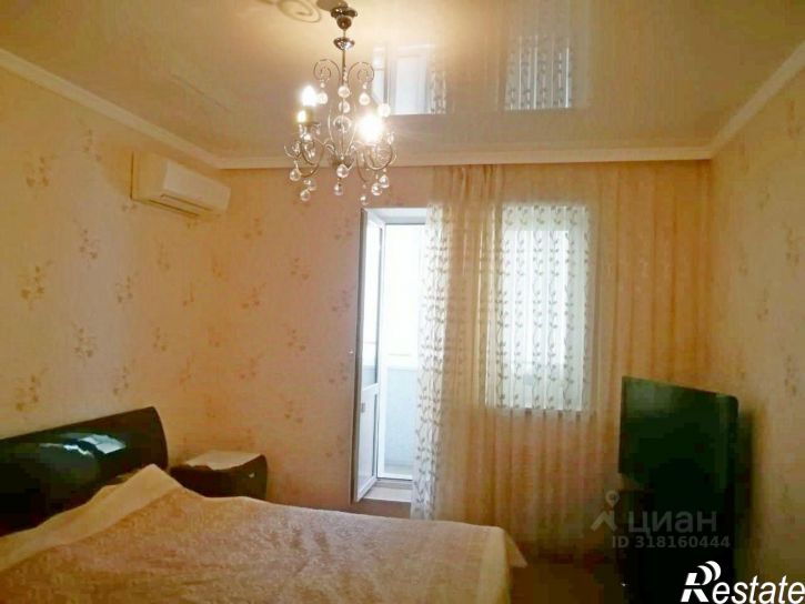 3-комн квартира Цюрупы, 145/1