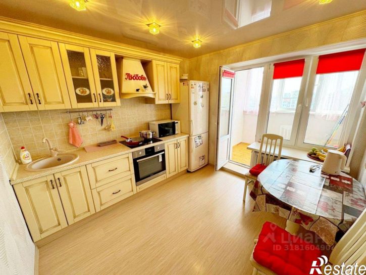 1-комн квартира Владивостокская, 12