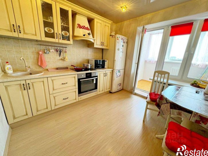 1-комн квартира Владивостокская, 12