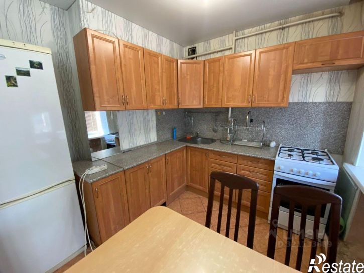 2-комн квартира Бессонова, 3