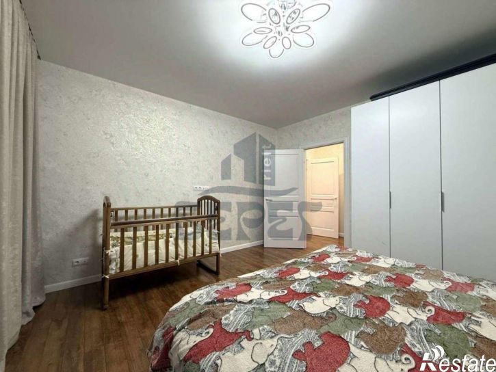 3-комн квартира улица Бехтерева,дом 6