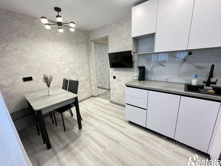 2-комн квартира Пархоменко, 151/2