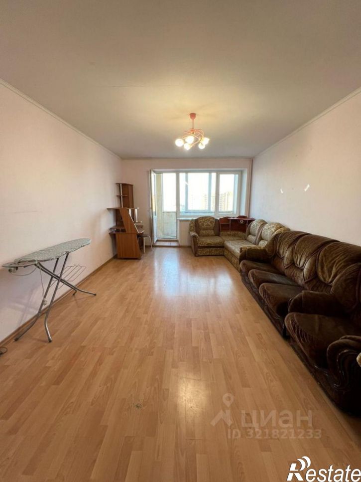 2-комн квартира Рабкоров, 2/7