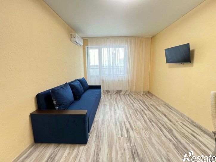 2-комн квартира Софьи Перовской, 22