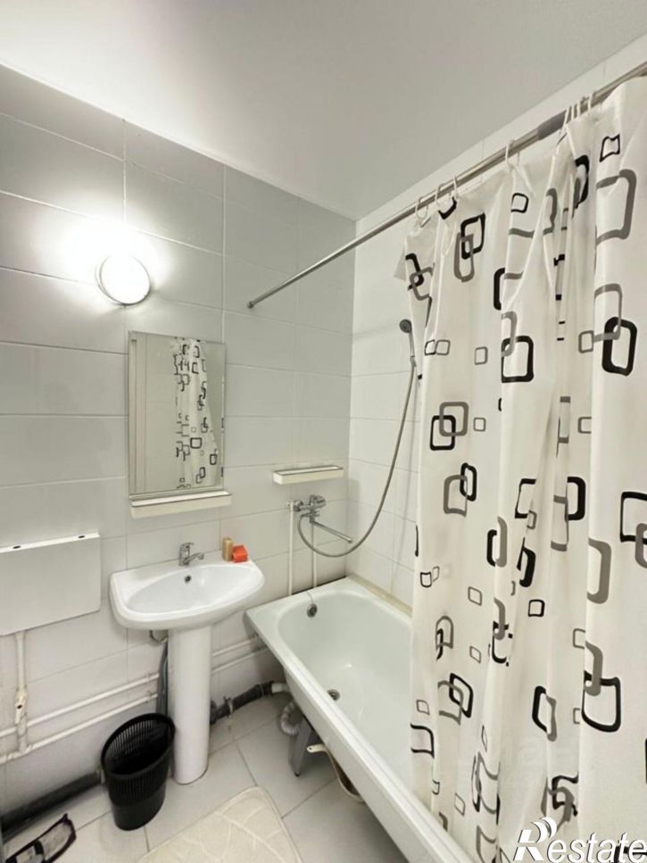 2-комн квартира Яркий бульвар, 5