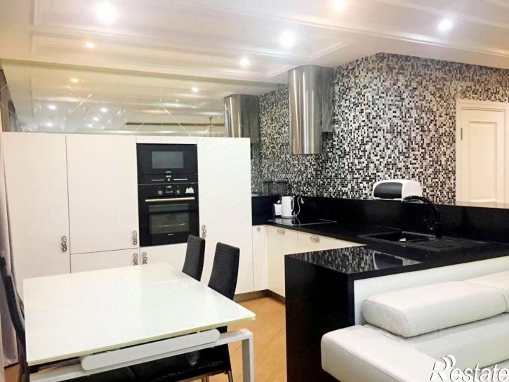 4-комн квартира Пушкина 45/2