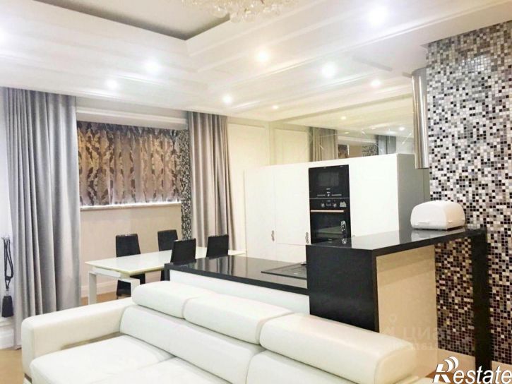 4-комн квартира Пушкина 45/2