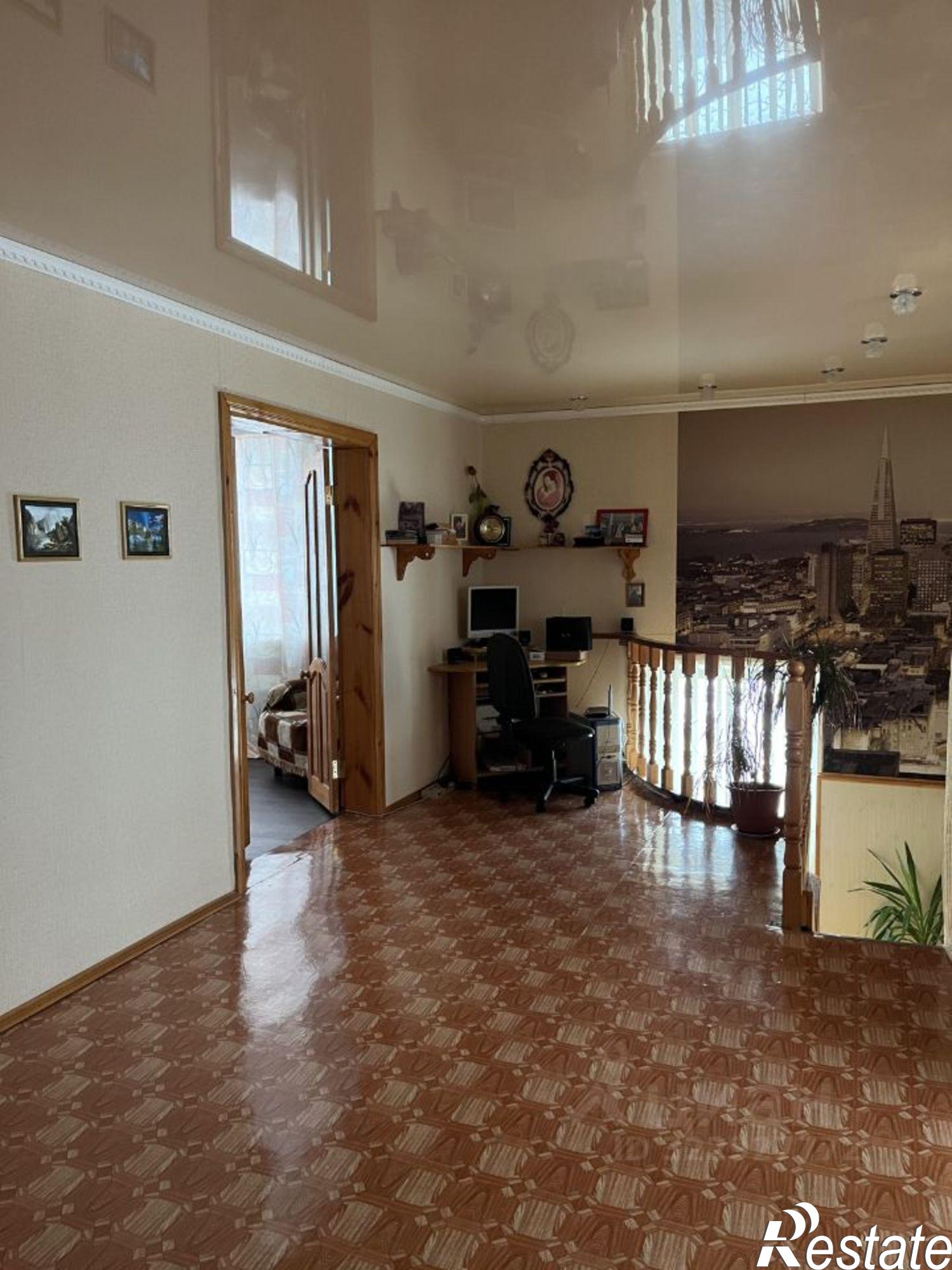 Купить дачу, дом, коттедж за 10 800 000 рублей на 1-я Береговая улица, 104