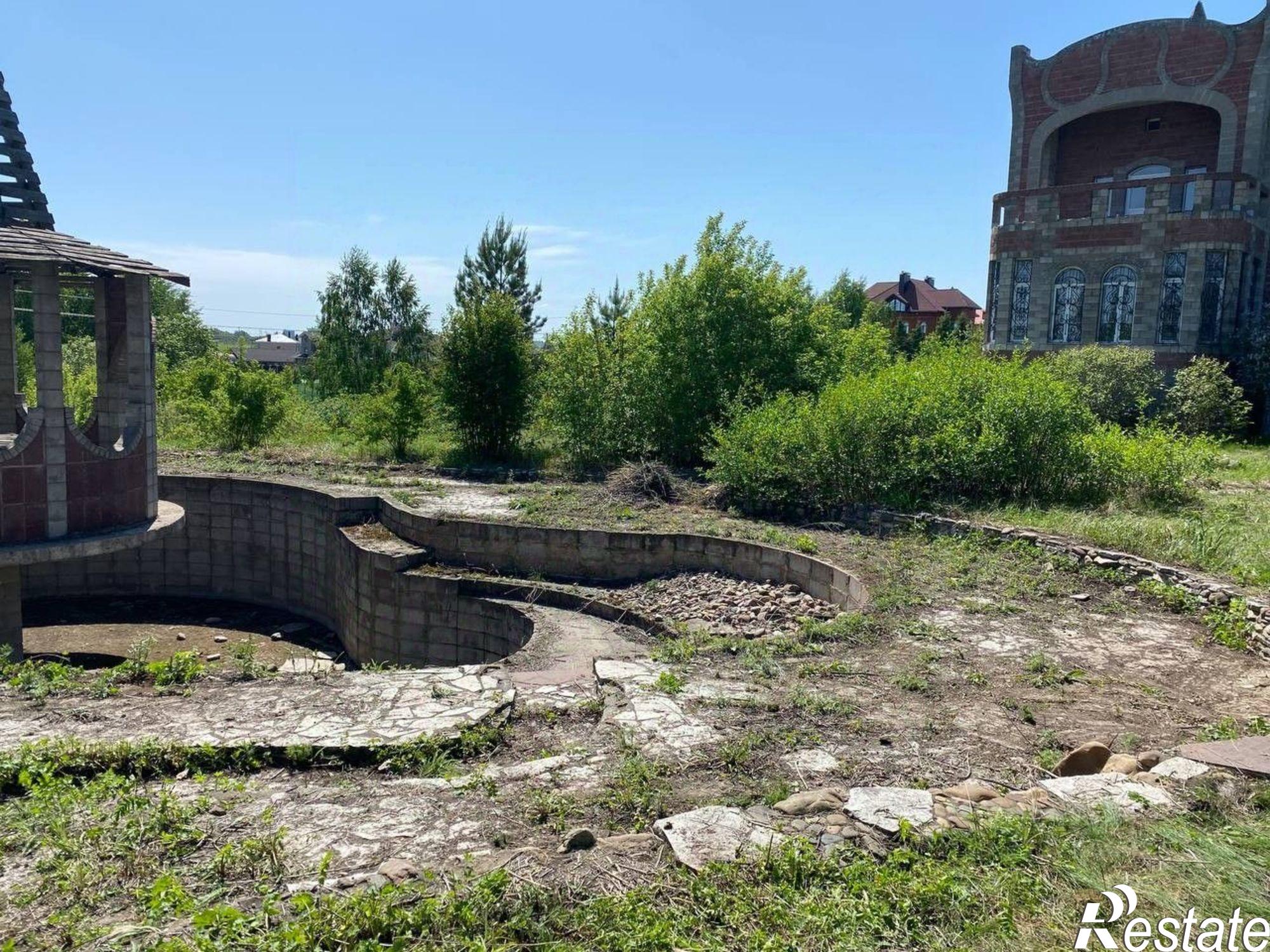 Купить дачу, дом, коттедж за 20 000 000 рублей на ул Вишневая, 1