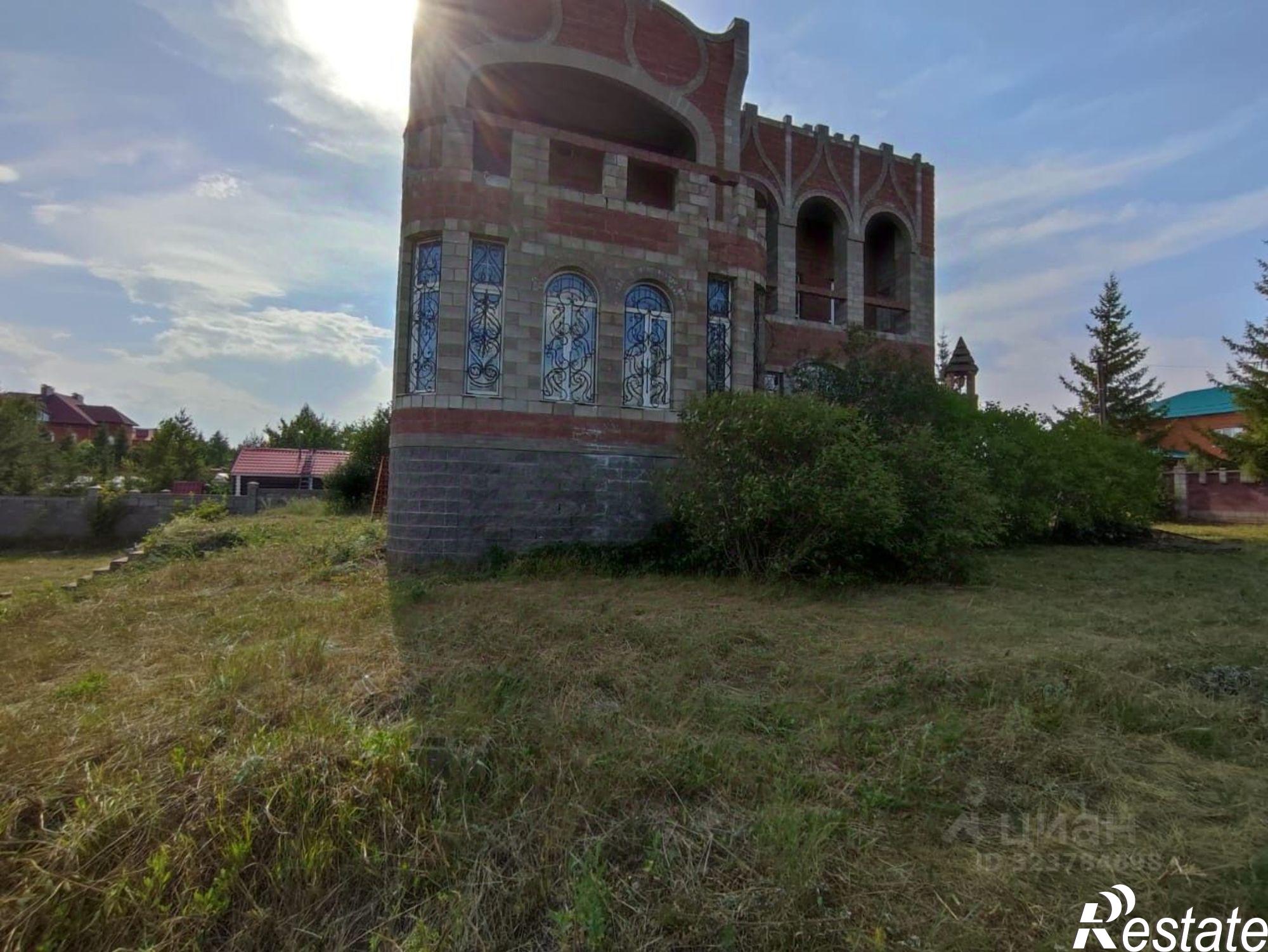 Купить дачу, дом, коттедж за 20 000 000 рублей на ул Вишневая, 1