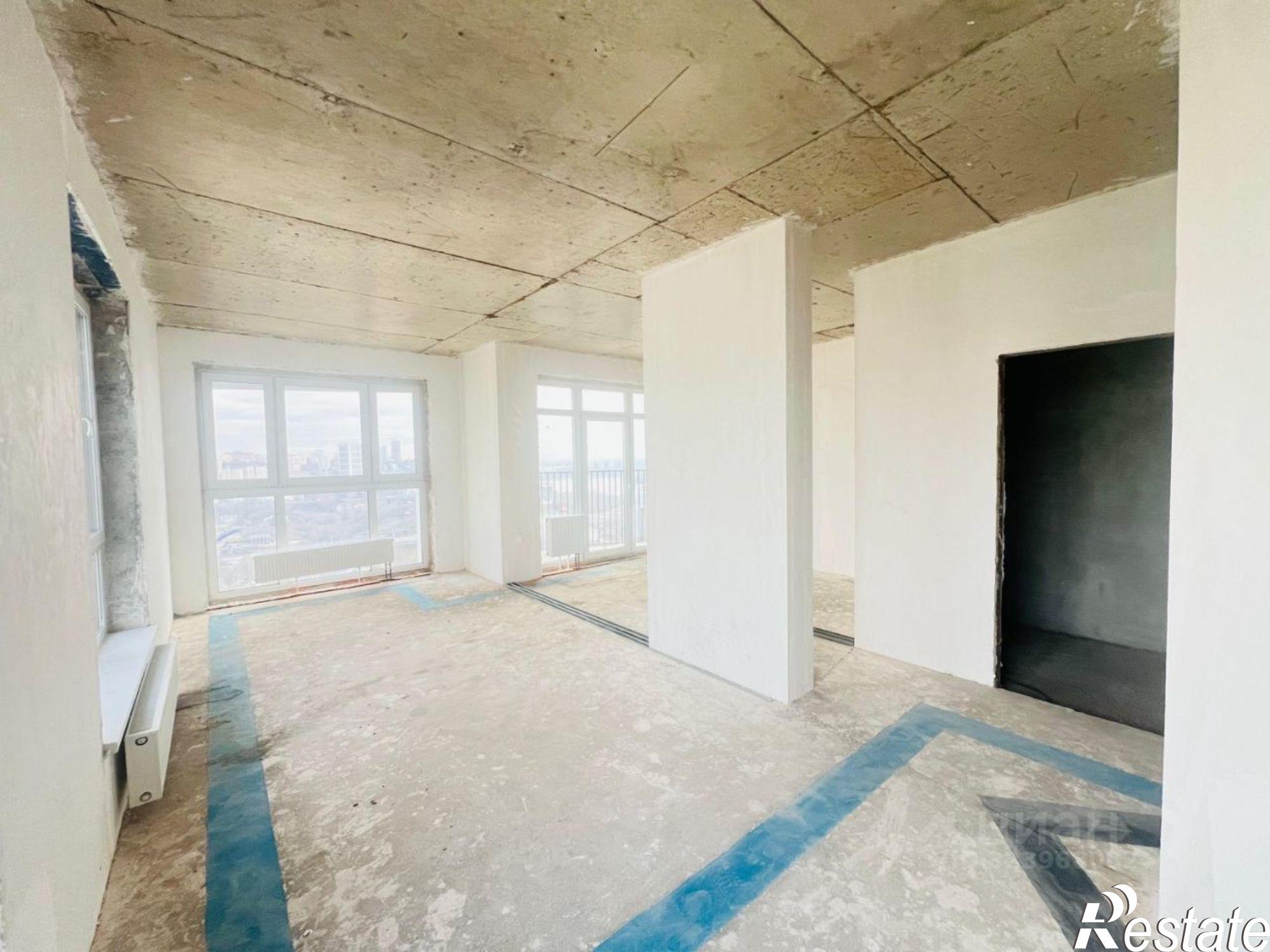 Купить квартиру за 10 800 000 рублей на Уфа