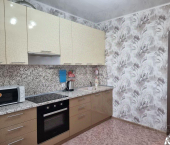 1-комн, 49кв м, этаж 10/17 улица Комарова, 8