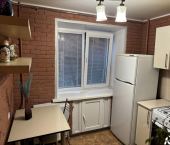 2-комн, 43кв м, этаж 2/5 проспект Октября, 87