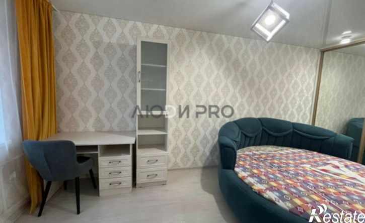 2-комн квартира улица 8 Марта, 10,  д. 10