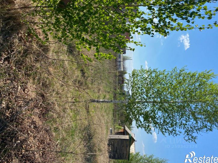 Земельный участок