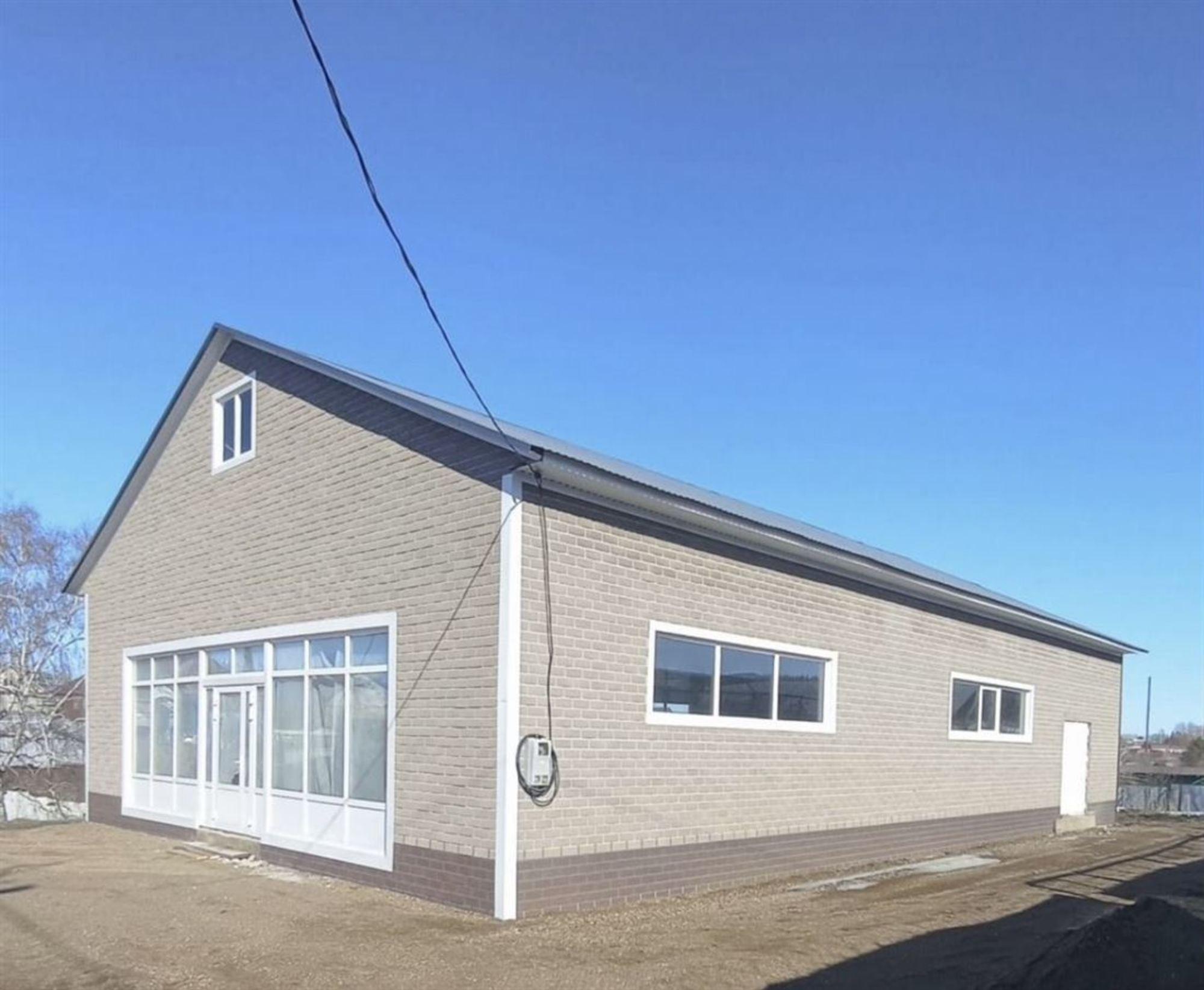 Сдать торговое помещение за 130 000 рублей на ул Ленина, д. 122